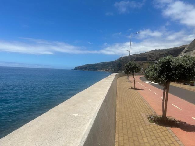Casa Do Pico Guest House Ribeira Brava Ngoại thất bức ảnh